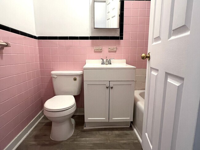 Building Photo - Cute Home in East Macon