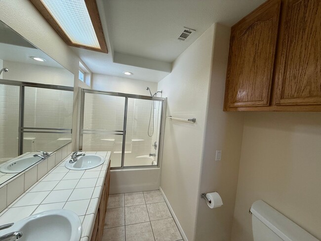 Building Photo - Beautiful Spring Valley Lake Home, 3 Bedrooms, 2 Bathrooms, New Paint