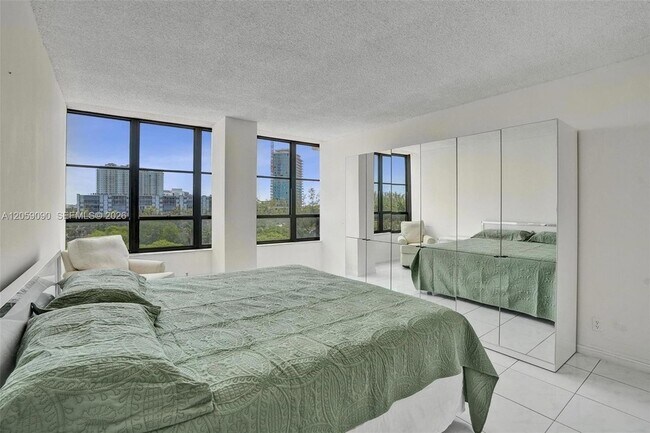 Building Photo - 500 Three Islands Boulevard