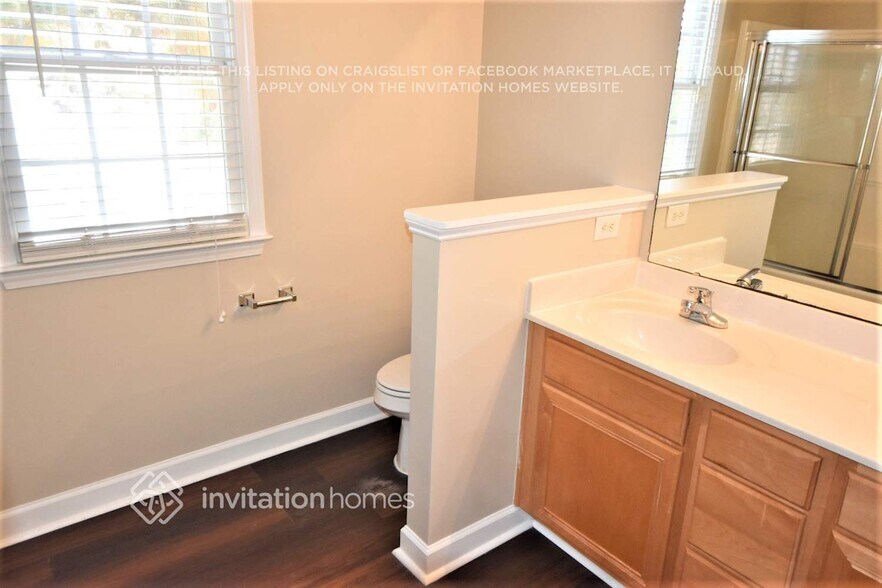 Building Photo - 912 Siena Dr