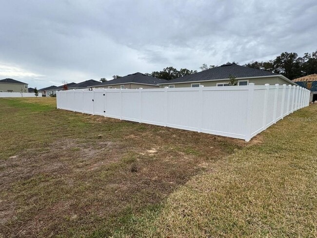 Building Photo - 4212 SW 82nd Ln