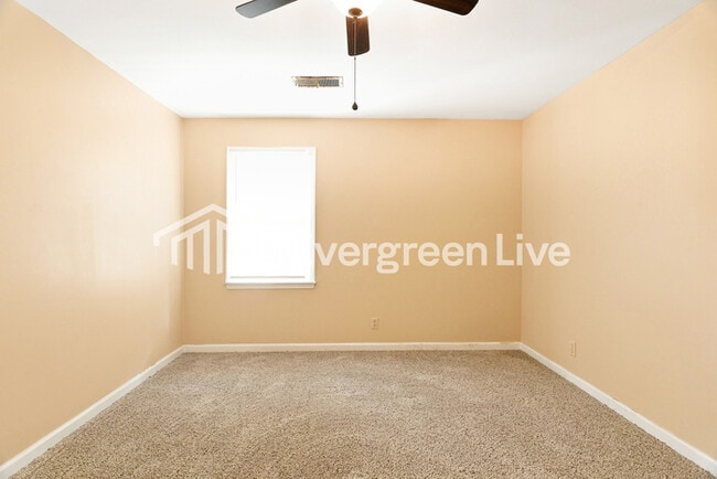 Building Photo - 6731 Remington Cir