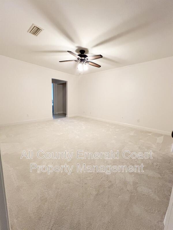 Building Photo - 4104 Indian Bayou N