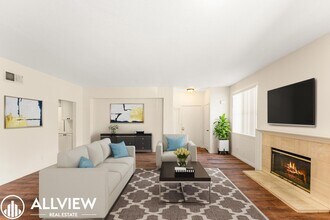 Building Photo - Beautiful Ground Level 2 Bedroom, 2 Bathroom Condo Available Now in Lake Forest!