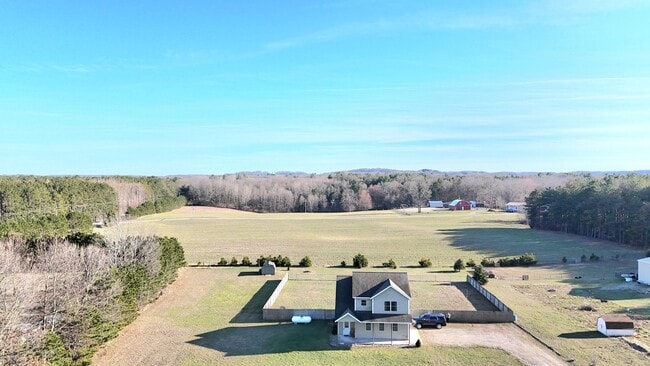 Building Photo - 6039 Morris Lake Rd