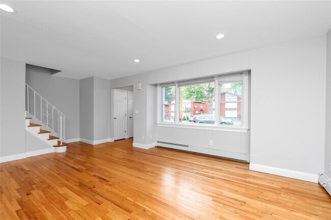Building Photo - 38 Dunes Ln