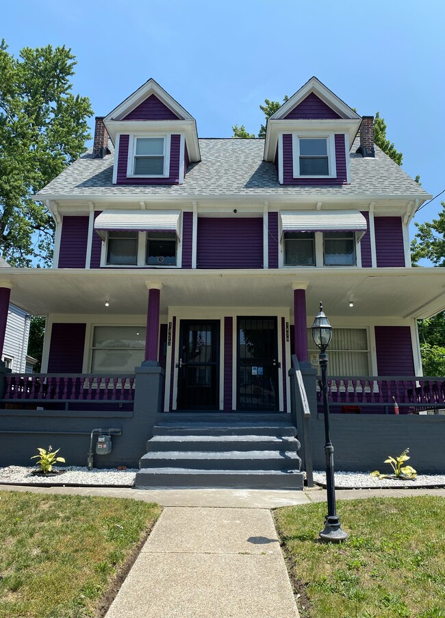 Building Photo - 1477 E 116th St