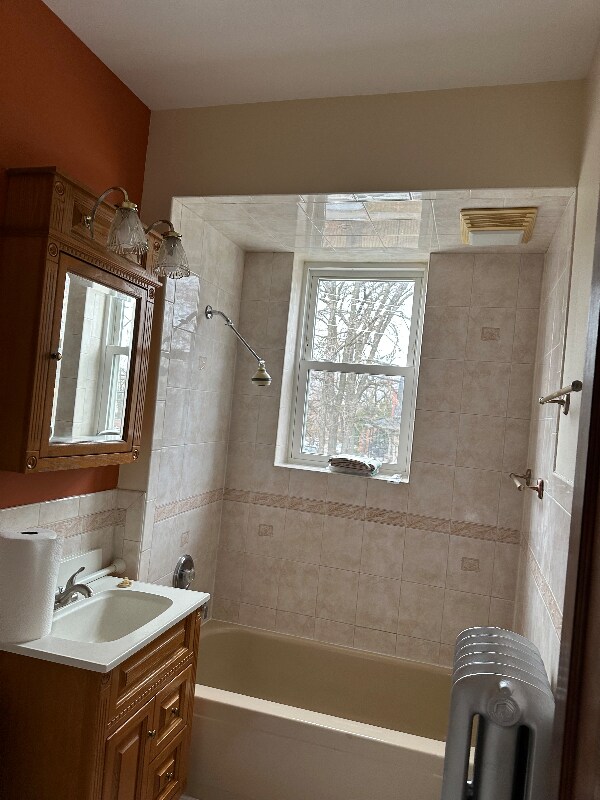Building Photo - 4258 W Thomas St