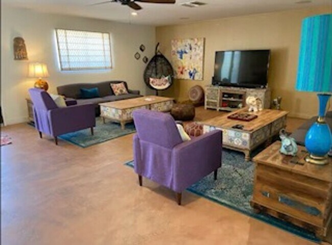 Building Photo - 46755 Highland Palms Dr