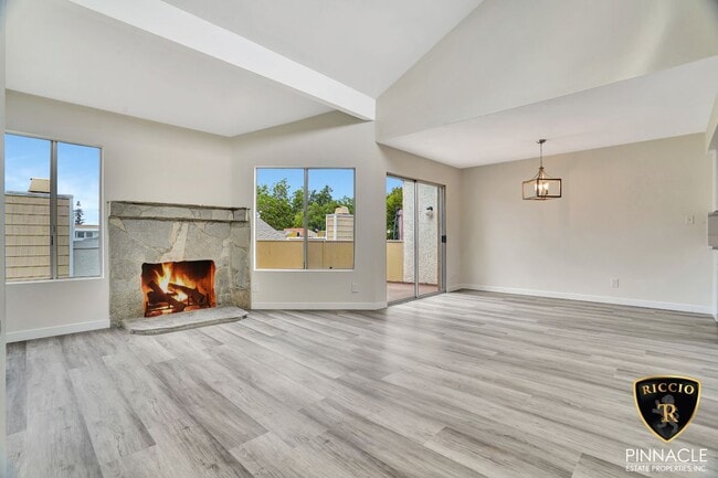 Building Photo - 18408 Hatteras St