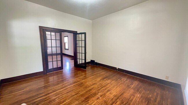 Building Photo - 3+ bedroom, 2 bath in south Lincoln