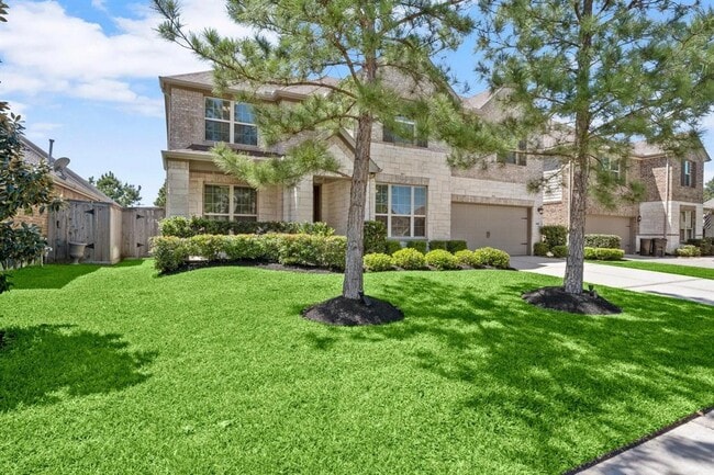 Building Photo - 17831 Maple Ash Dr