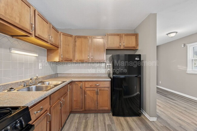 Building Photo - 9770 Scottdale Dr