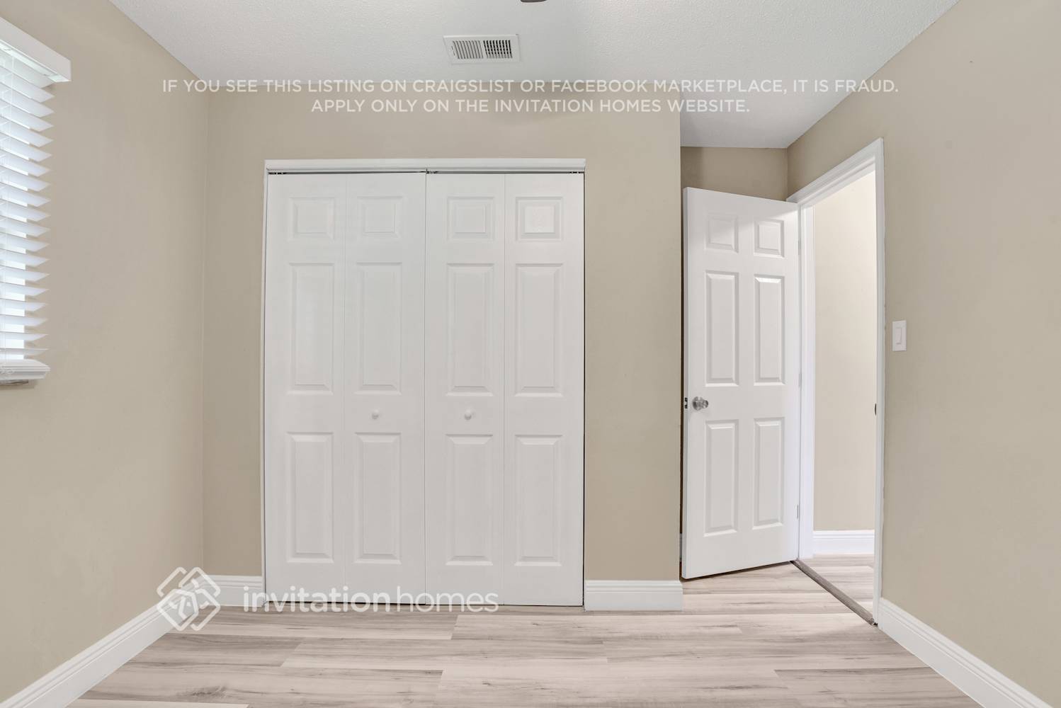 Building Photo - 1557 Nottingham Dr