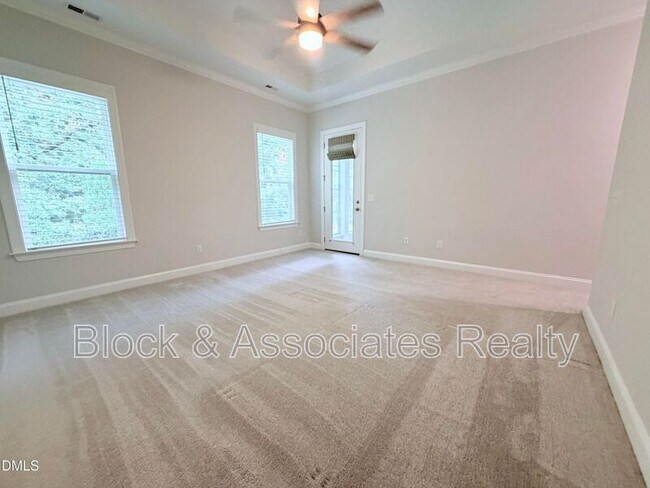 Building Photo - 1028 Bravura Dr