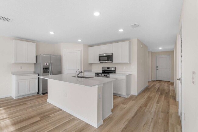 Building Photo - Be the first to rent this new 3BR 2BA home in SW Ocala!