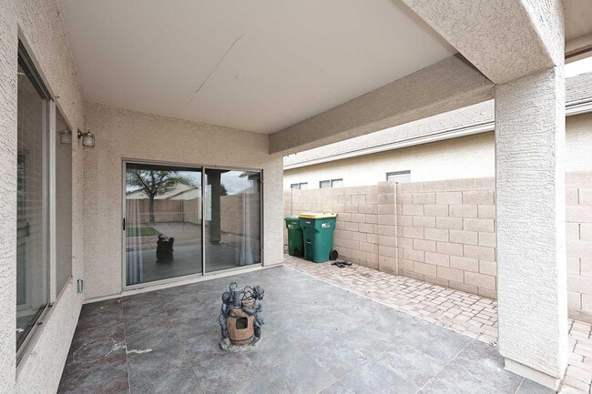 Building Photo - 36950 W Mondragone Ln