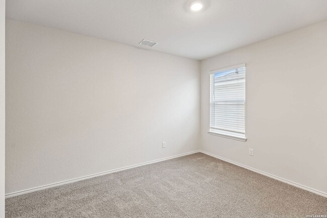 Building Photo - 4550 Meerkat Dr