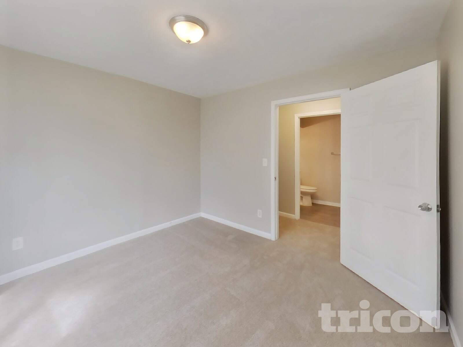 Building Photo - 11728 Spring Lake Way