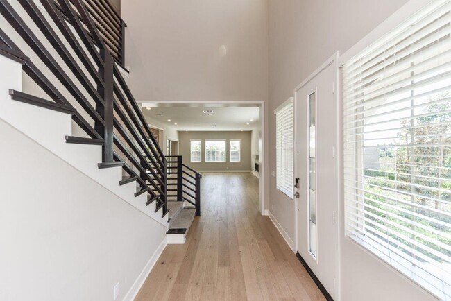 Building Photo - 4bd/4.5ba Single Family House w/ VIEW Gated Community Altair Irvine for rent