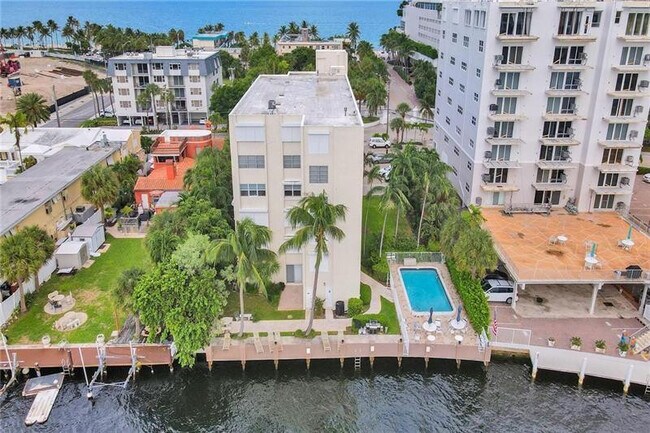 Building Photo - 101 N Birch Rd