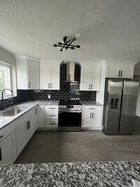 Building Photo - 2077 N Opdyke Rd