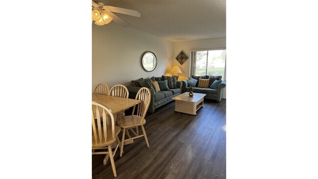 Building Photo - 406 Tava Ln