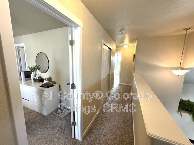 Building Photo - 8456 Hardwood Cir