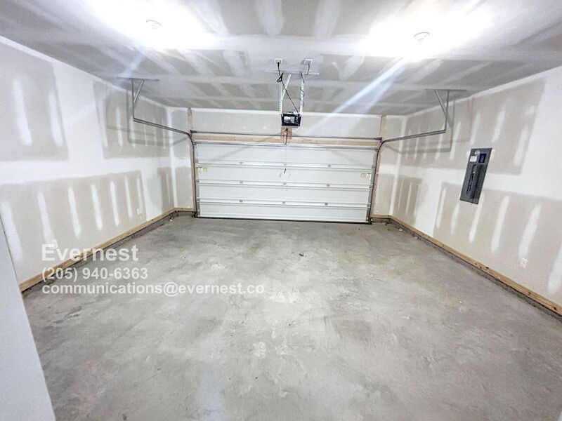 Building Photo - 1301 Chelsea Pk Trl