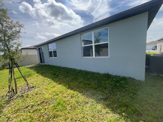 Building Photo - 4917 Kaia Ave