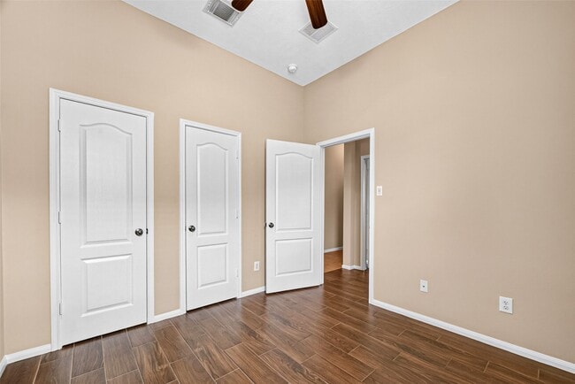 Building Photo - 16007 Hidden Manor Dr