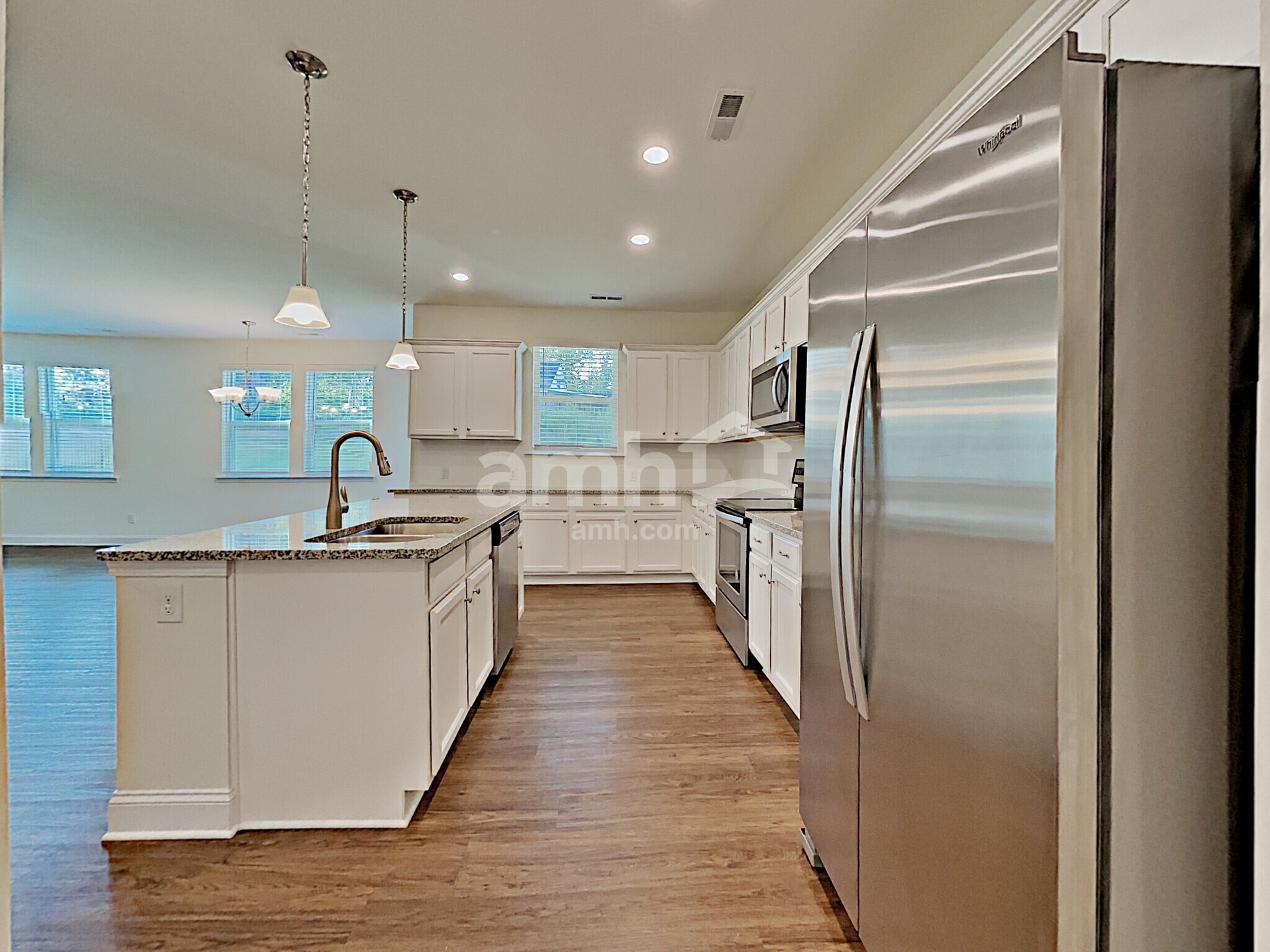 Building Photo - 6161 Rosemore Ln