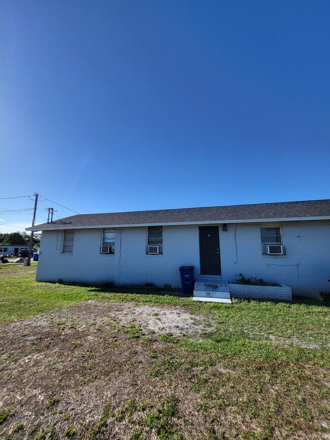 Building Photo - 206 Danley Dr