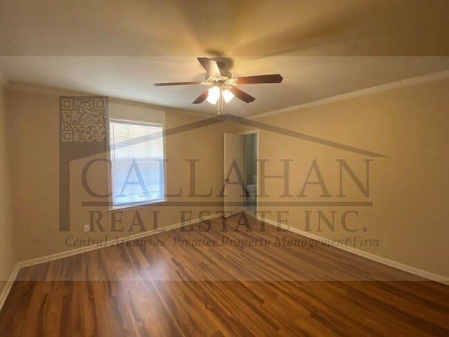 Building Photo - Jacksonville 4 Bedroom Home