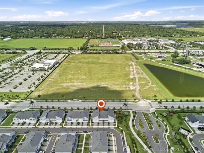 Building Photo - 4178 Longwood Lake Sq