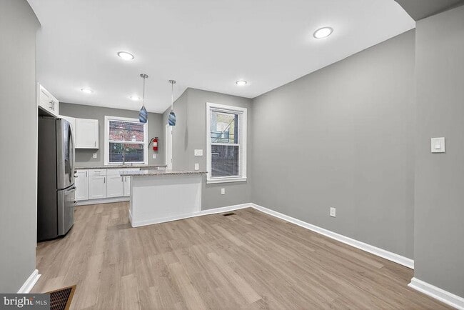 Building Photo - 1333 S Newkirk St