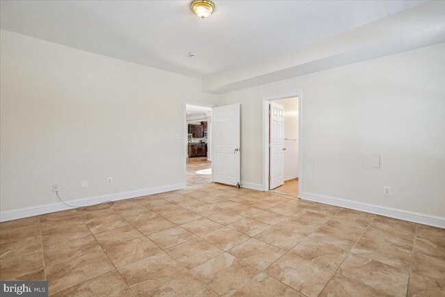 Building Photo - 7118 Vermillion Pl