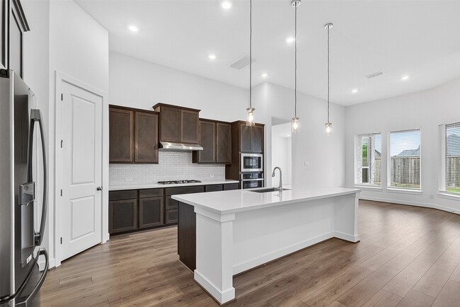 Building Photo - 1568 River Pt Dr