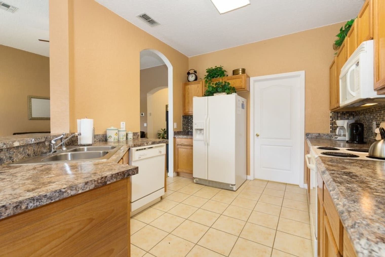 Building Photo - 459 Birkdale St