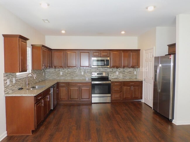 Building Photo - 117 Sommerwall Pl