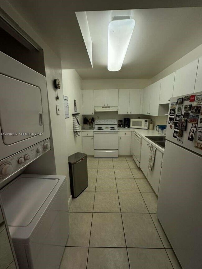 Building Photo - 8261 NW 8th St