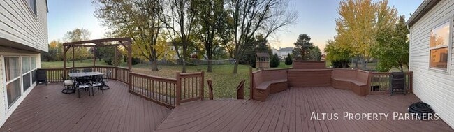 Building Photo - 1951 Spinnaker Ct