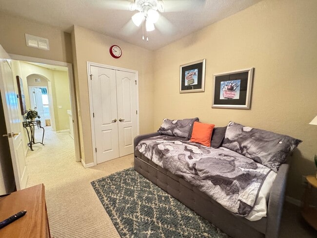 Building Photo - Fully Furnished 5-Bed End-Unit Townhome with Hot Tub in Gated Coral Cay! WASHER & DRYER INCLUDED!