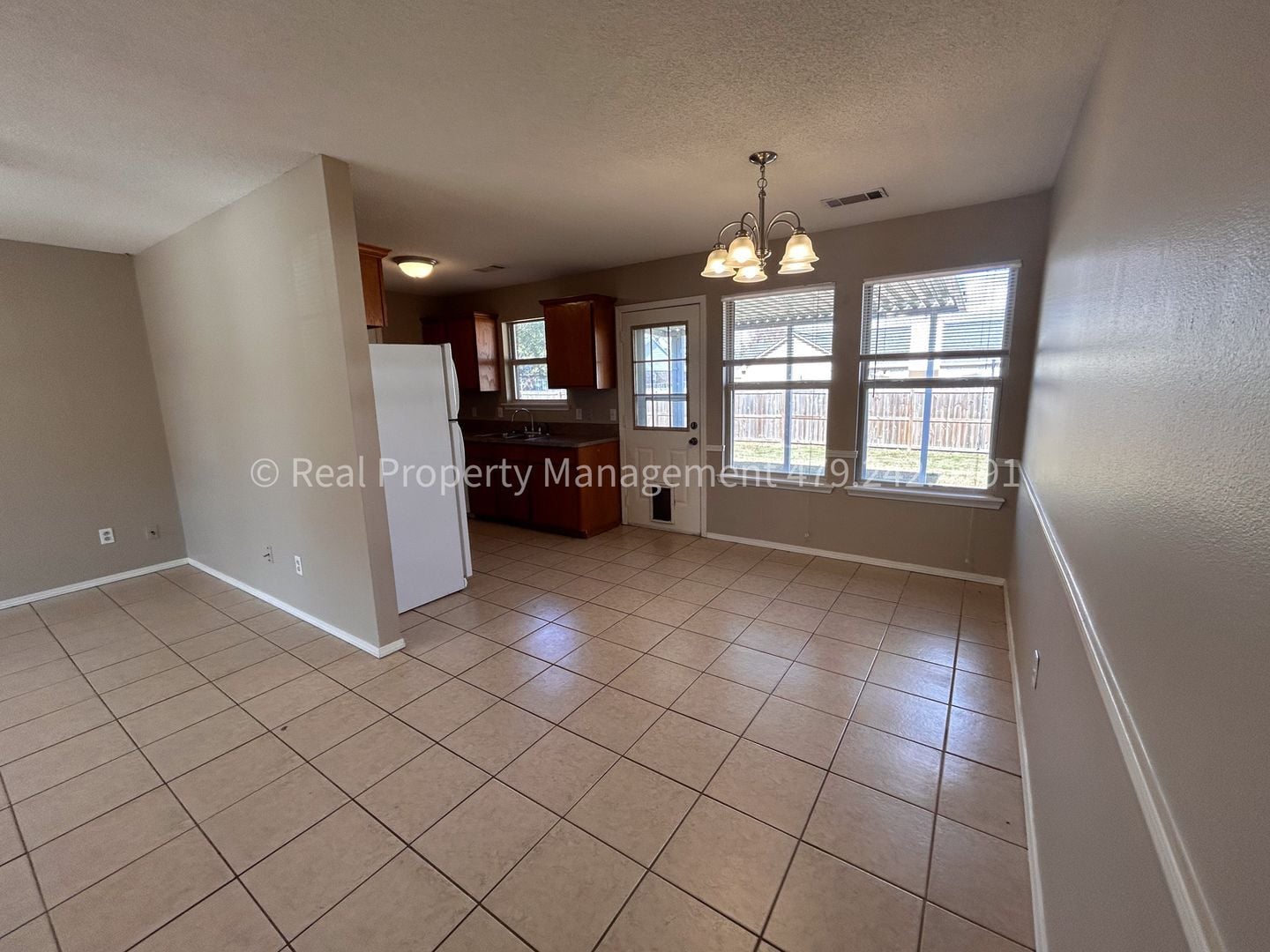 Building Photo - 1805 Cherrybark Bend