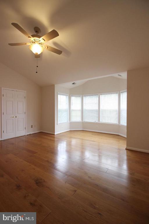 Building Photo - 46140 Cecil Terrace