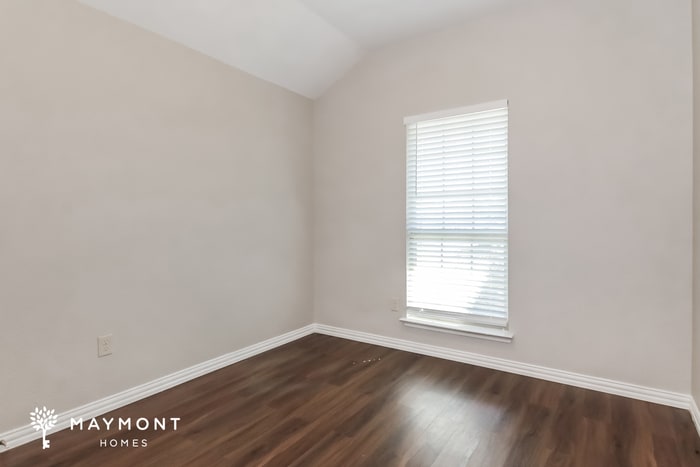 Building Photo - 1629 Applegate Way