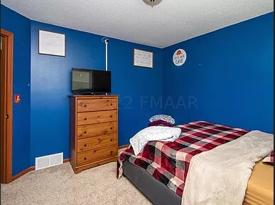 Building Photo - 4269 Estate Dr S