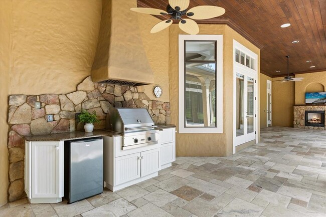 Building Photo - 13455 Bellaria Cir