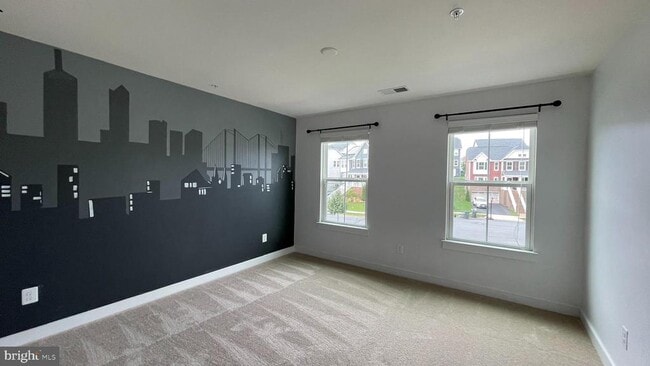 Building Photo - 2309 Harmsworth Dr