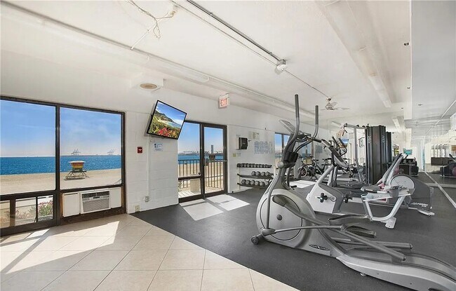 Building Photo - Condo for Rent with View